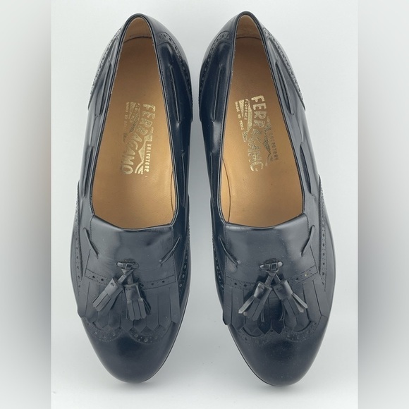 SALVATORE FERRAGAMO  Black Leather Eyelash Tassel Loafers 9.5E‌‌‌‌‌‌ - Picture 1 of 13